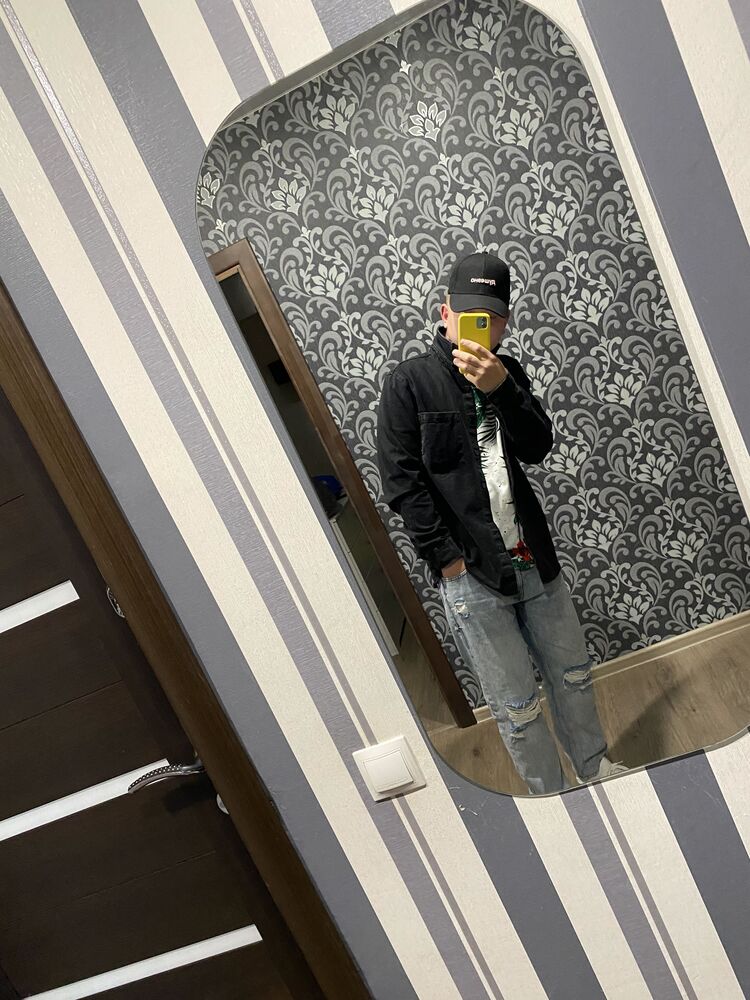  44237351  , 25 ,    