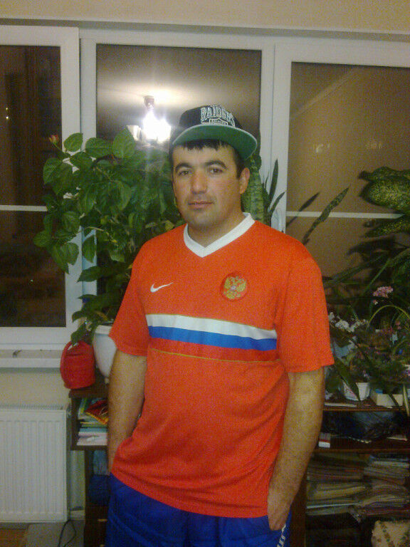  5432171  Azam, 43 ,    -