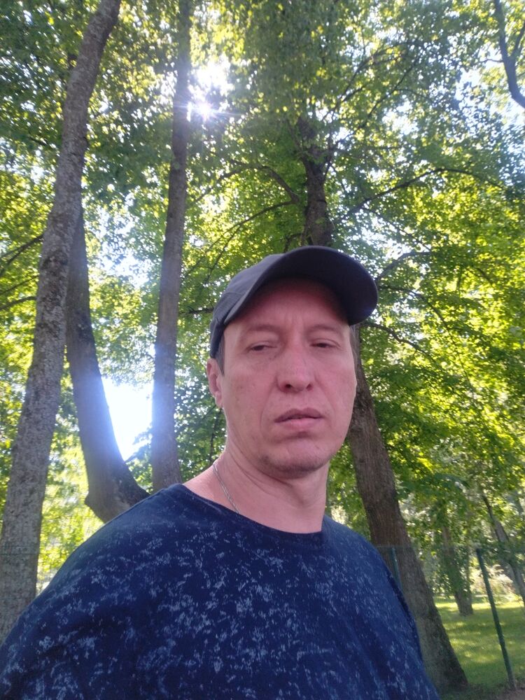  52746511  Andrey, 48 ,    