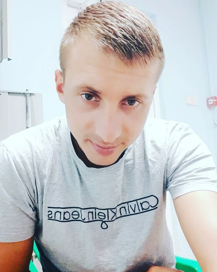  21366211  , 32 ,    