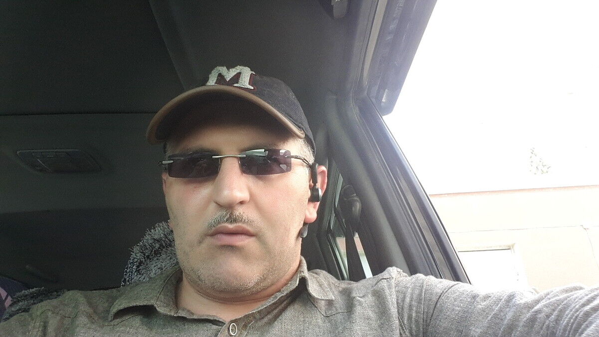  6044121  Yusuf, 50 ,    