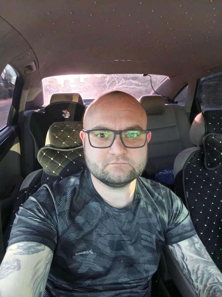  47503311  Alexander, 34 ,    