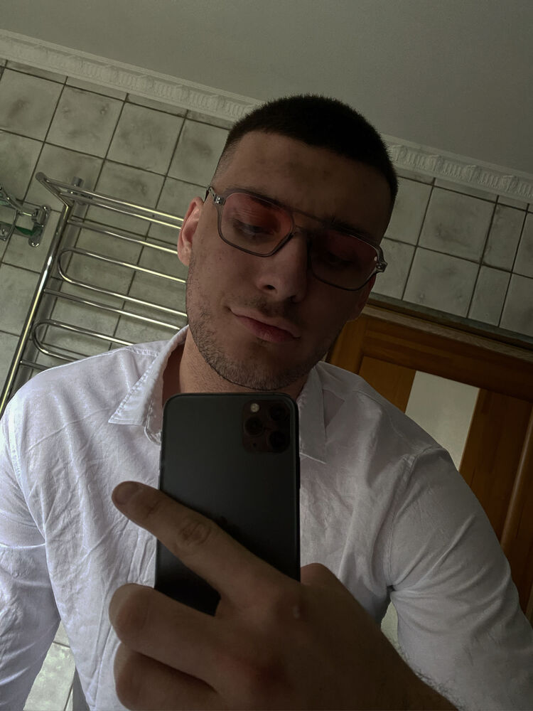  48097221  , 27 ,    