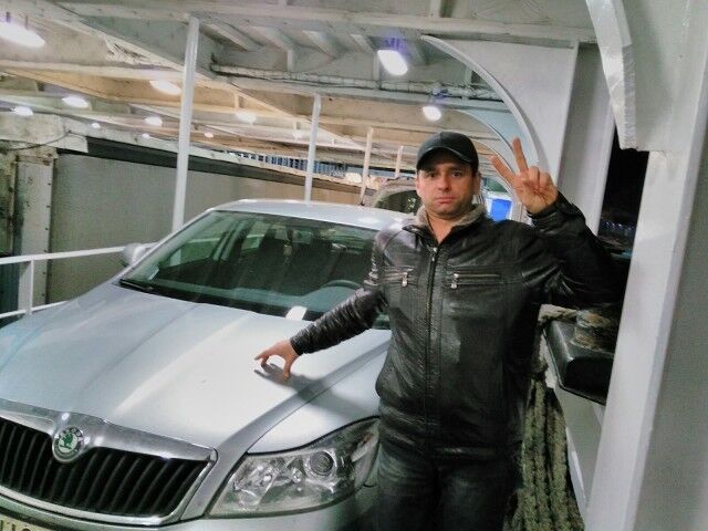  9896981  , 46 ,    