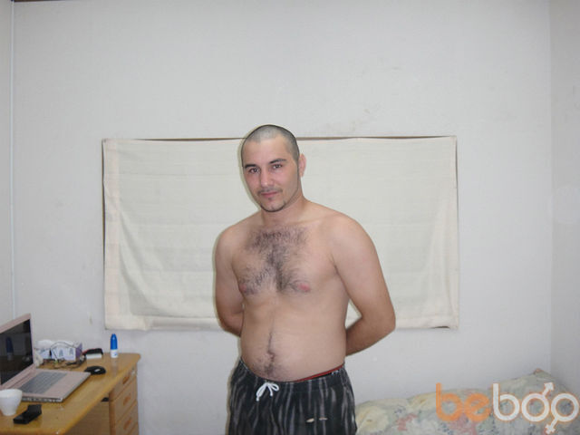  1121891  Amir, 36 ,    