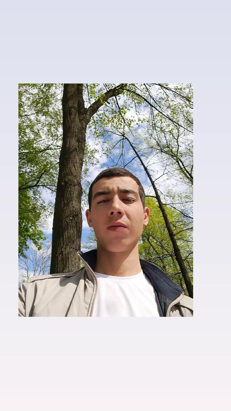  37148621  , 23 ,    -