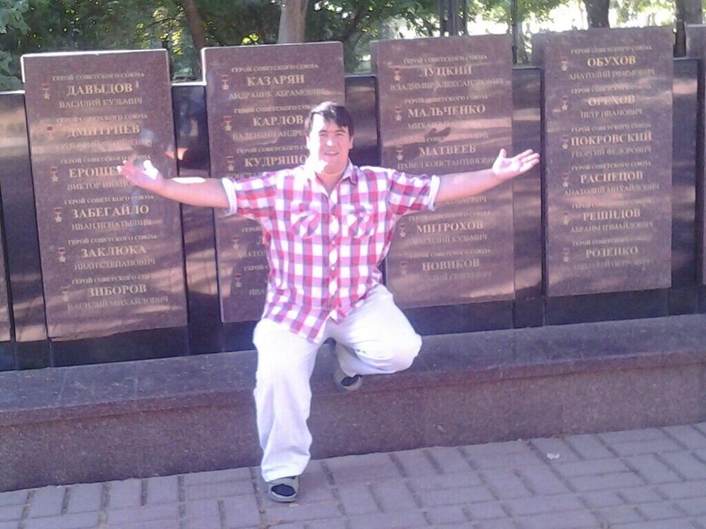  21062771  Renat, 37 ,    