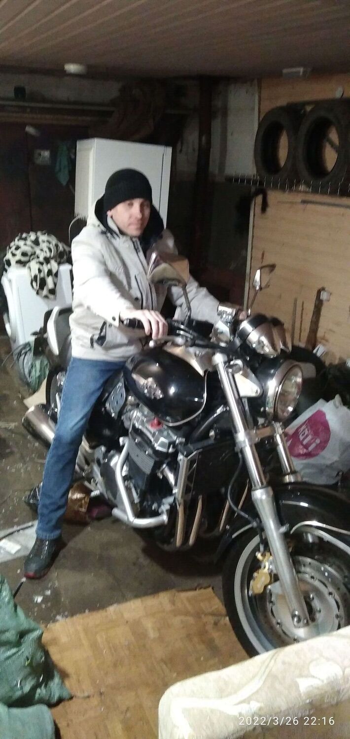  ,   Artem, 35 ,   ,   , c , 