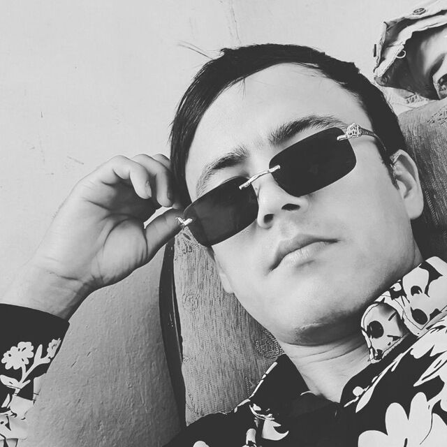  42722401  Fazek, 28 ,    -