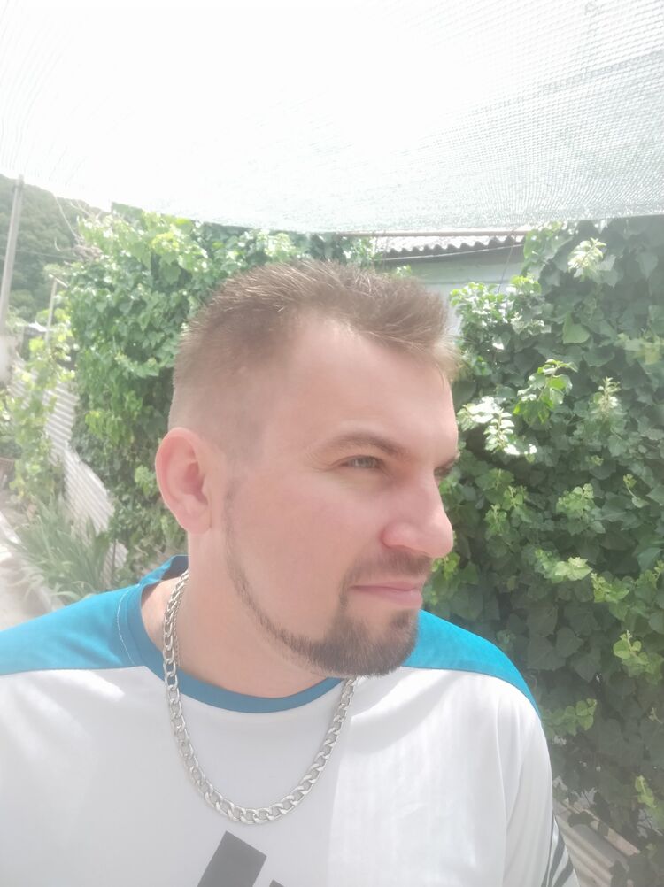  38878521  , 32 ,    -