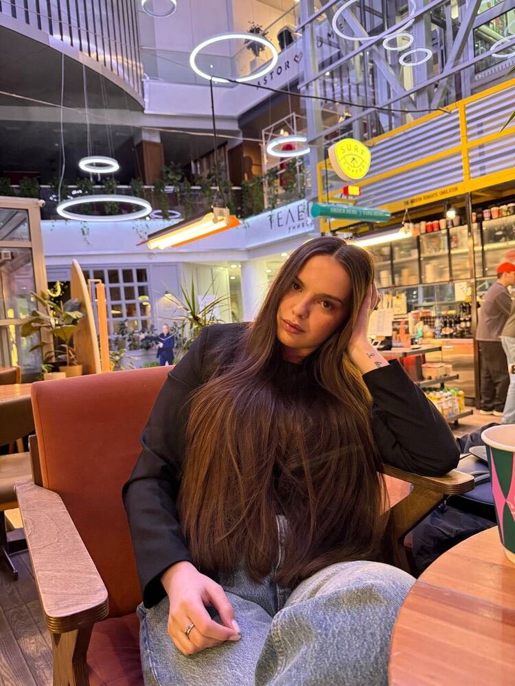  53951401  , 25 ,    --