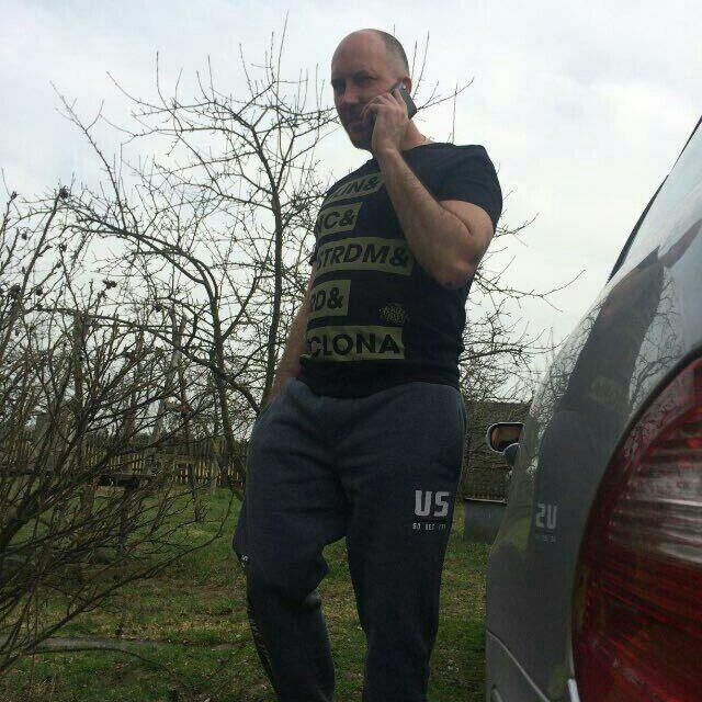  21418561  , 52 ,    