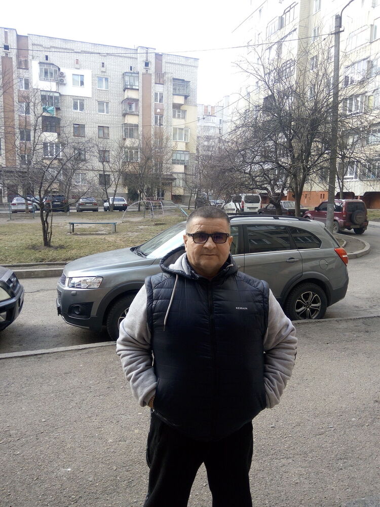  16903401  , 52 ,    
