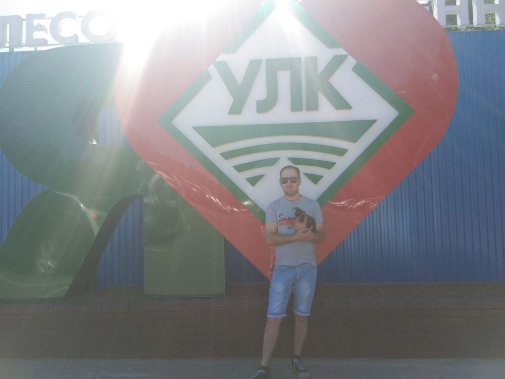  53747061  Vasily, 30 ,    -
