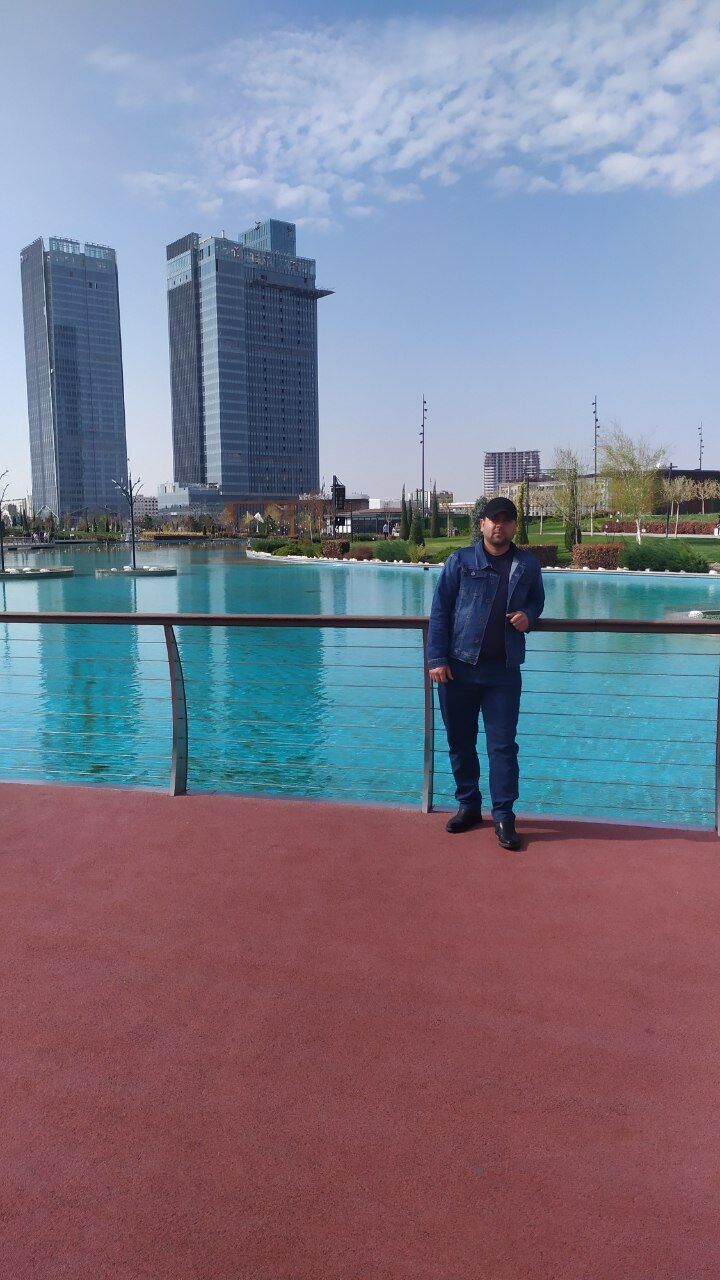  ,   Erik, 34 ,   ,   