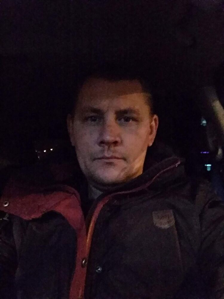  26515411  Vladislav, 46 ,    