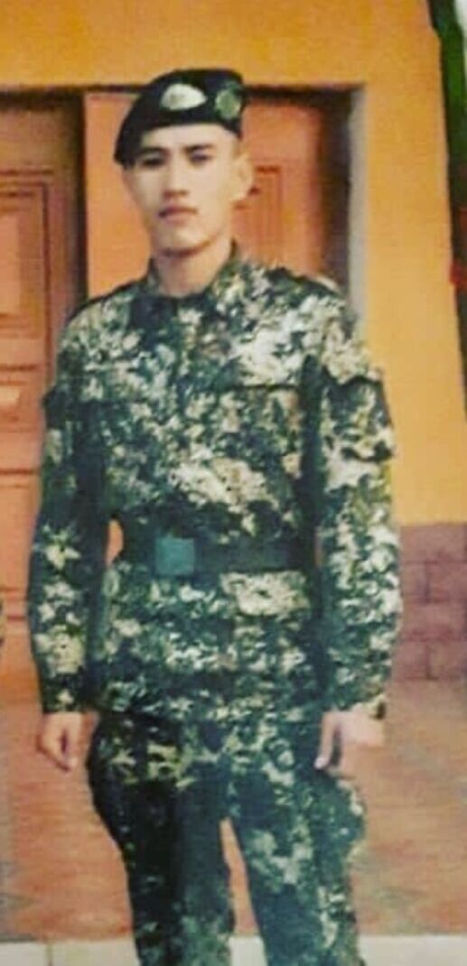  25925191  Arslan, 28 ,    