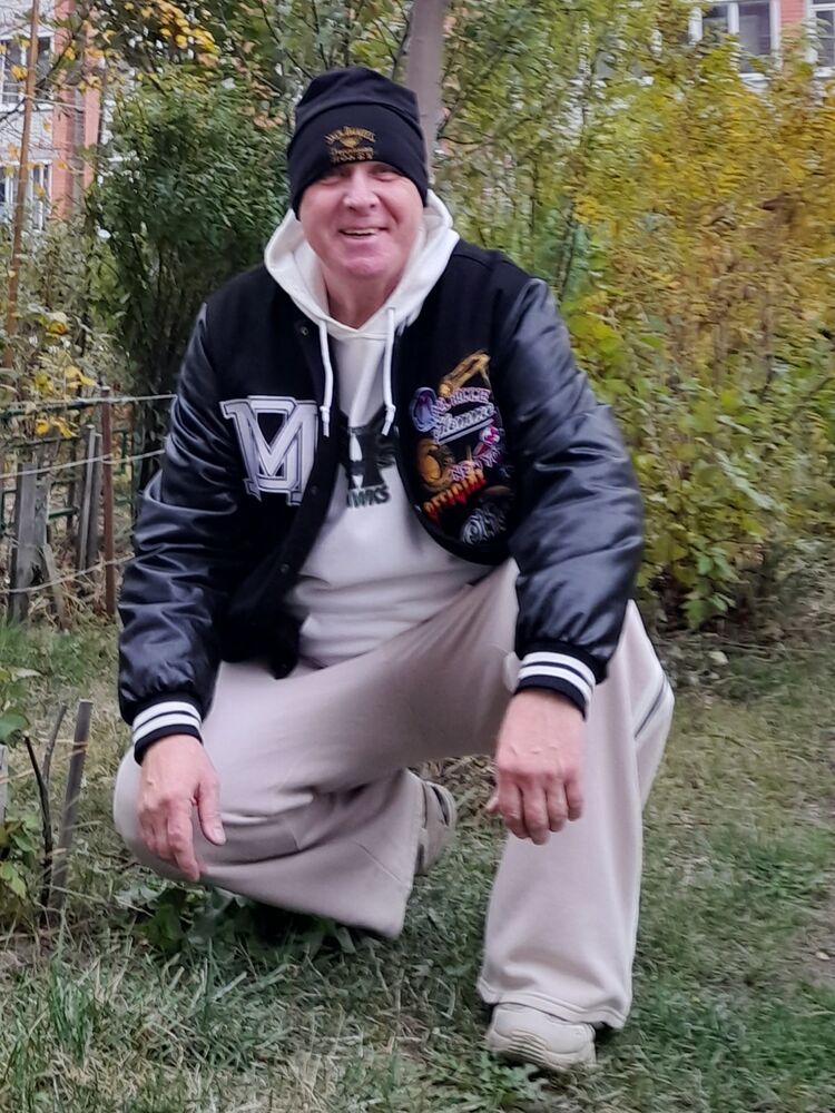  53815631  Vyacheslav, 49 ,    