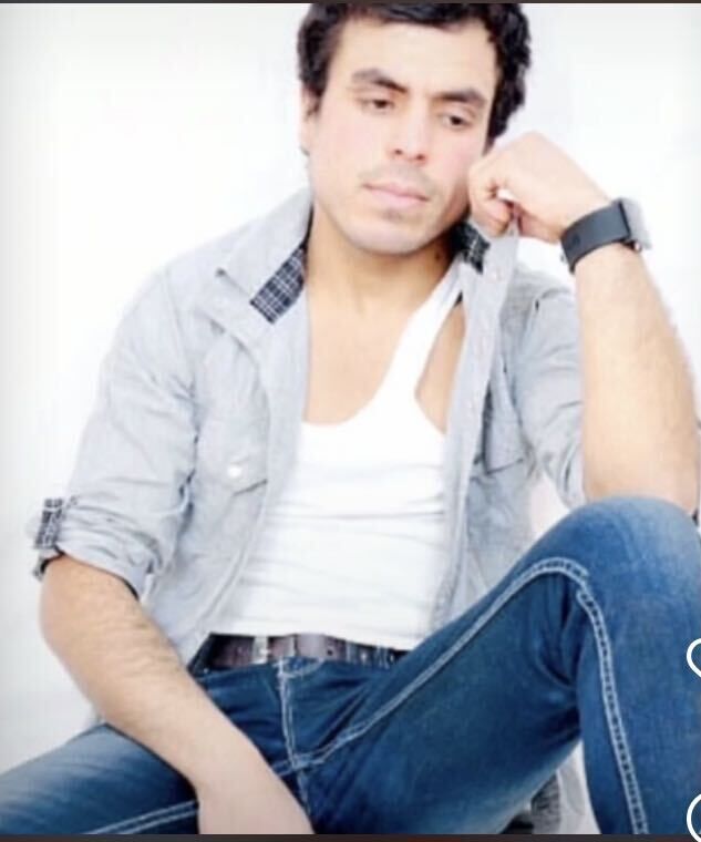  ,   Nawid, 35 ,   c 