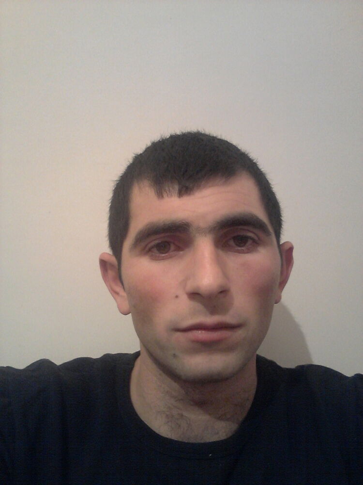  ,   Levon, 32 ,   ,   , c 