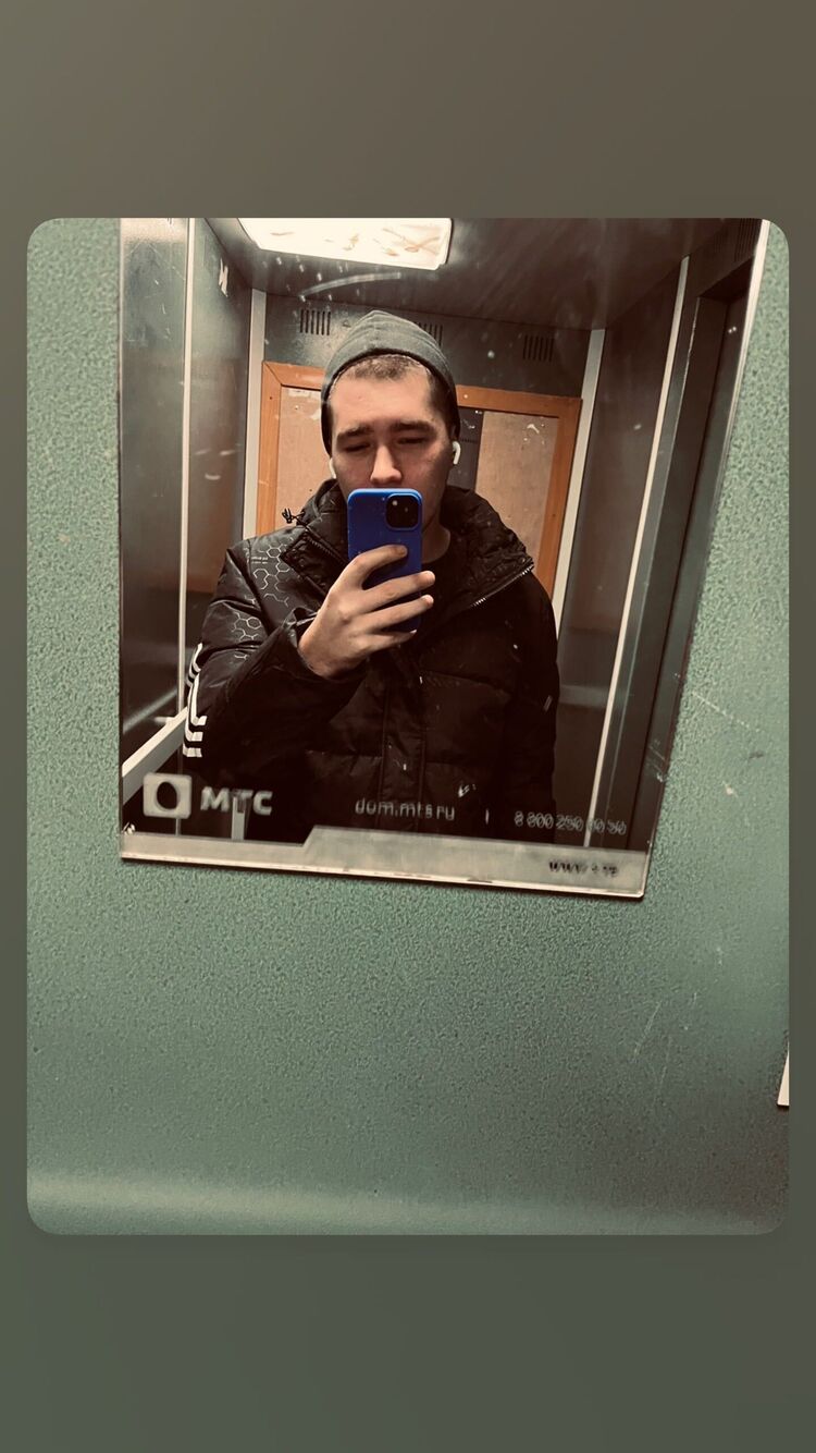 40401991  , 23 ,    