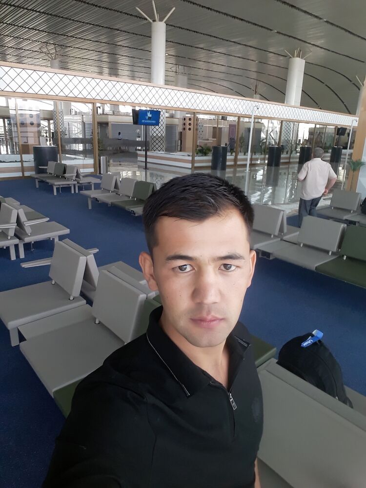 ���� 27592581 ������� Akrom, 33 ����, ���� ���������� � ������