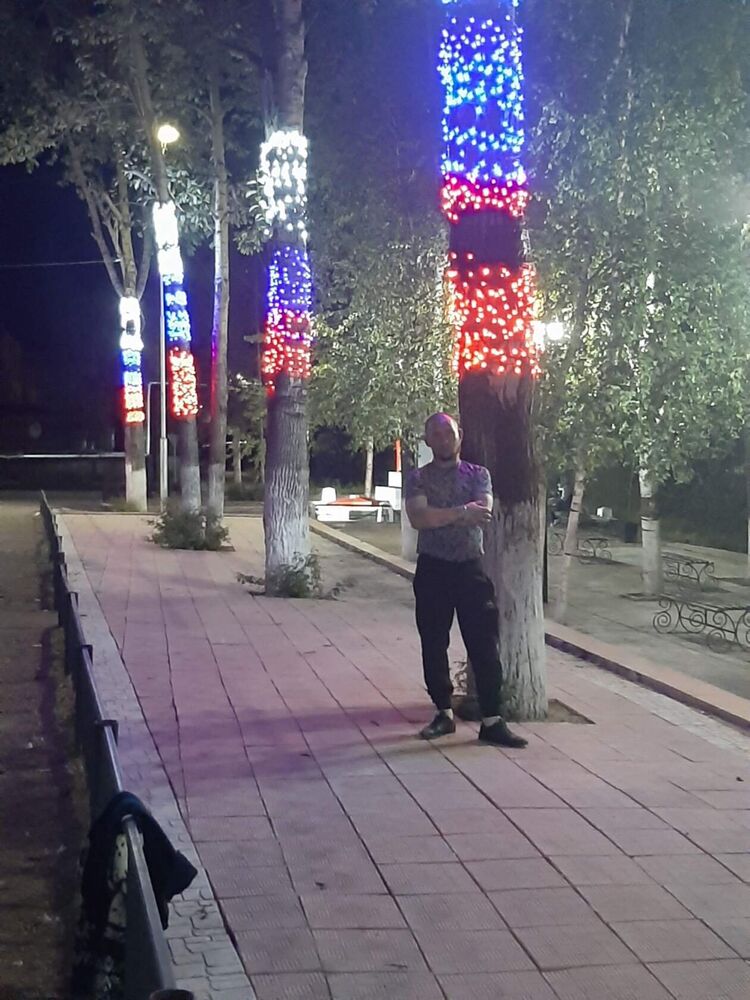  30492041  , 39 ,    