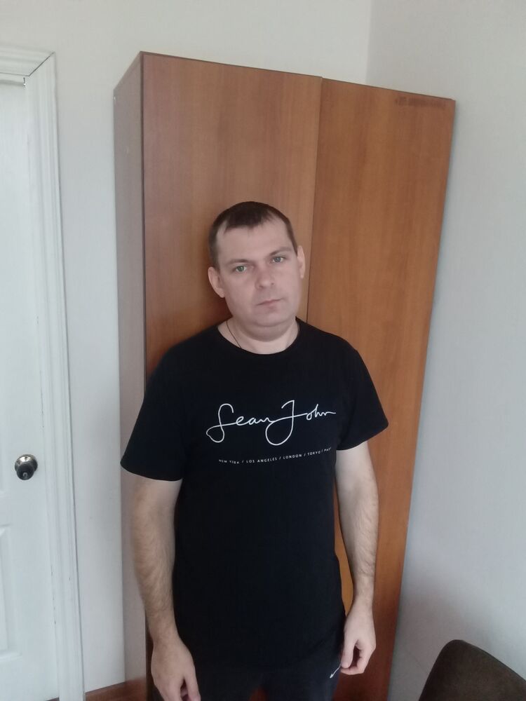  49225281  , 41 ,    