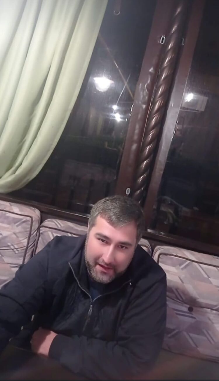  52717381  , 45 ,    