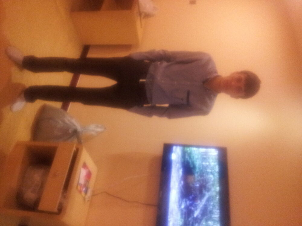  4593341  Jalolbek, 32 ,    