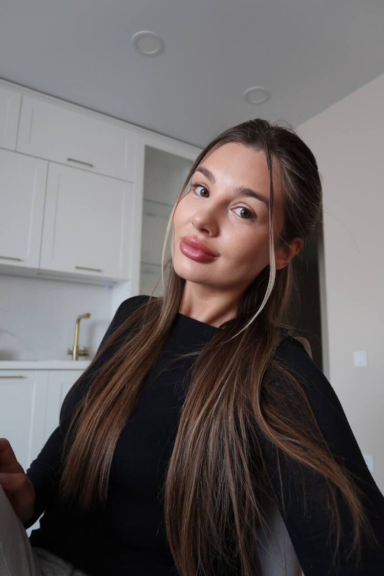 ���������� Koeln, ���� ������� Alina, 29 ���, ������������ ��� ����� � ���������, c�������� ���������, ���������