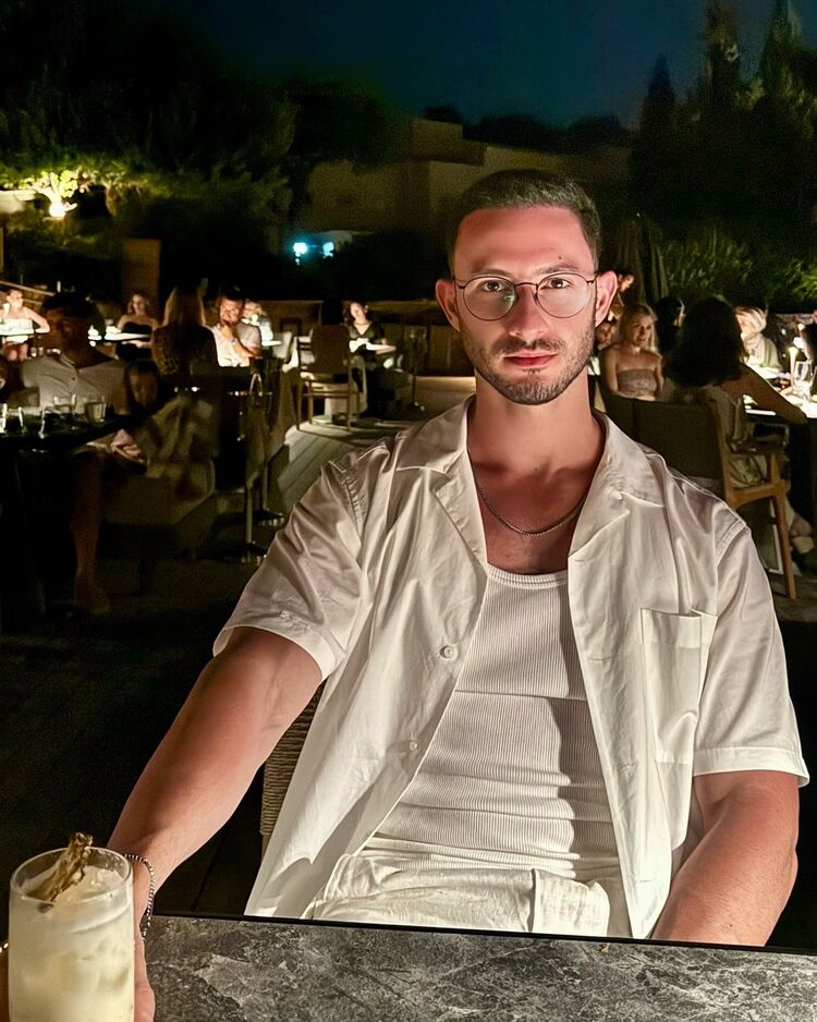 ���� 46317801 ������� ����, 37 ���, ���� ���������� � ������