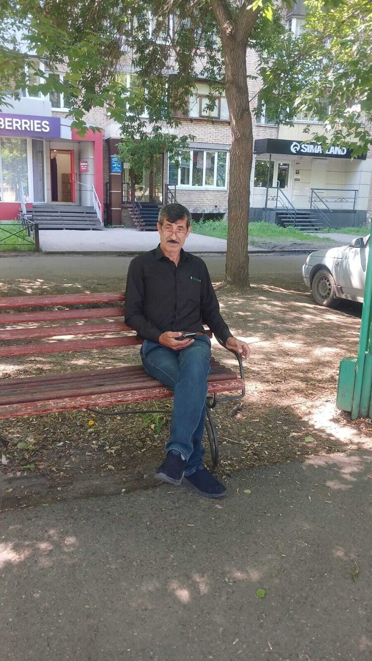  ,   Mursel, 48 ,     , c 