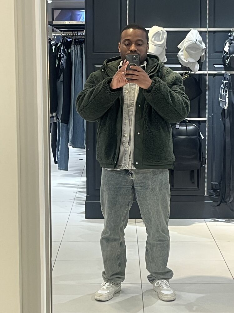  53441841  , 28 ,    -