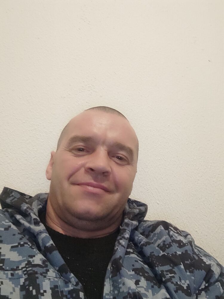  42566831  , 45 ,    