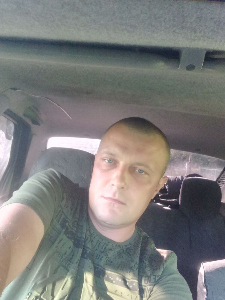  28857551  Vladimir, 35 ,    
