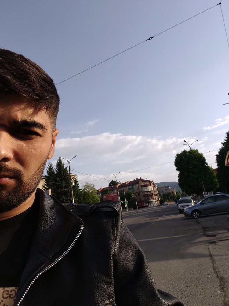  51620561  , 27 ,    
