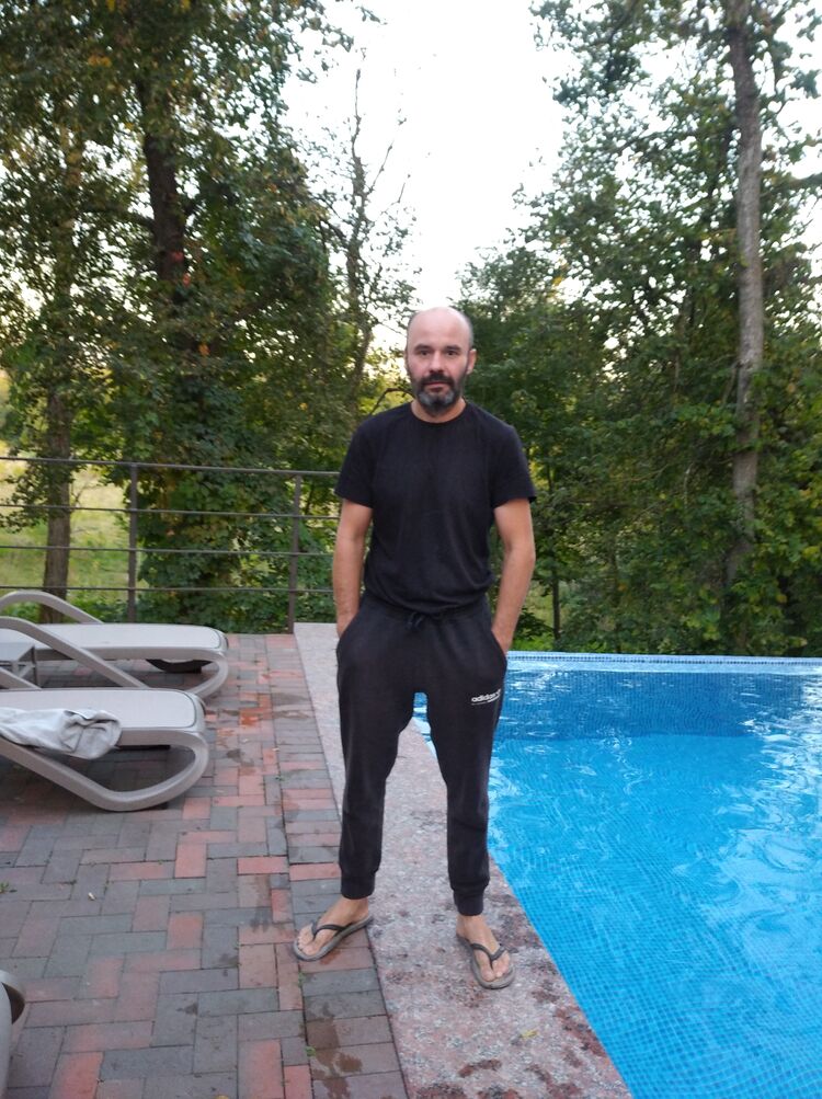  48261701  Sergey, 41 ,    