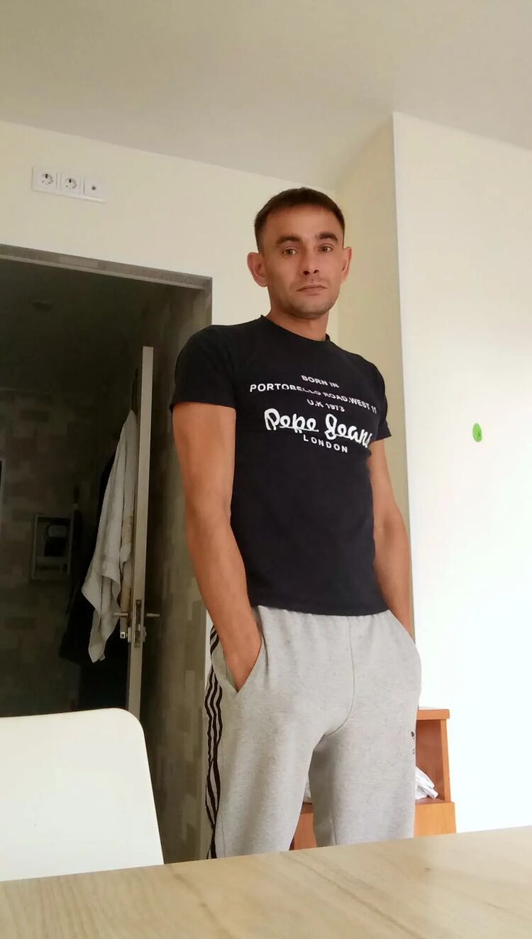  -,   , 37 ,   ,   