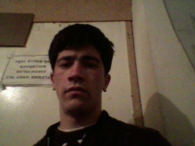  4111411  Sobir, 33 ,    