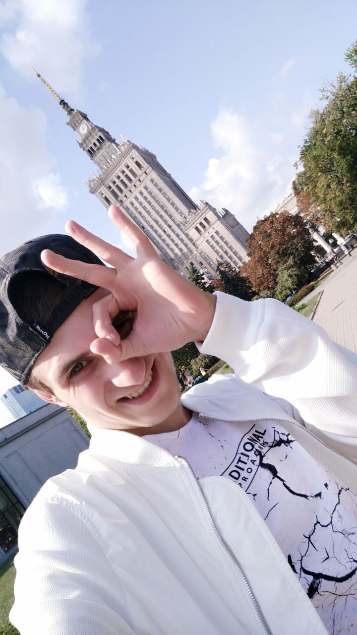  Warszawa,   Vladislav, 28 ,   ,   