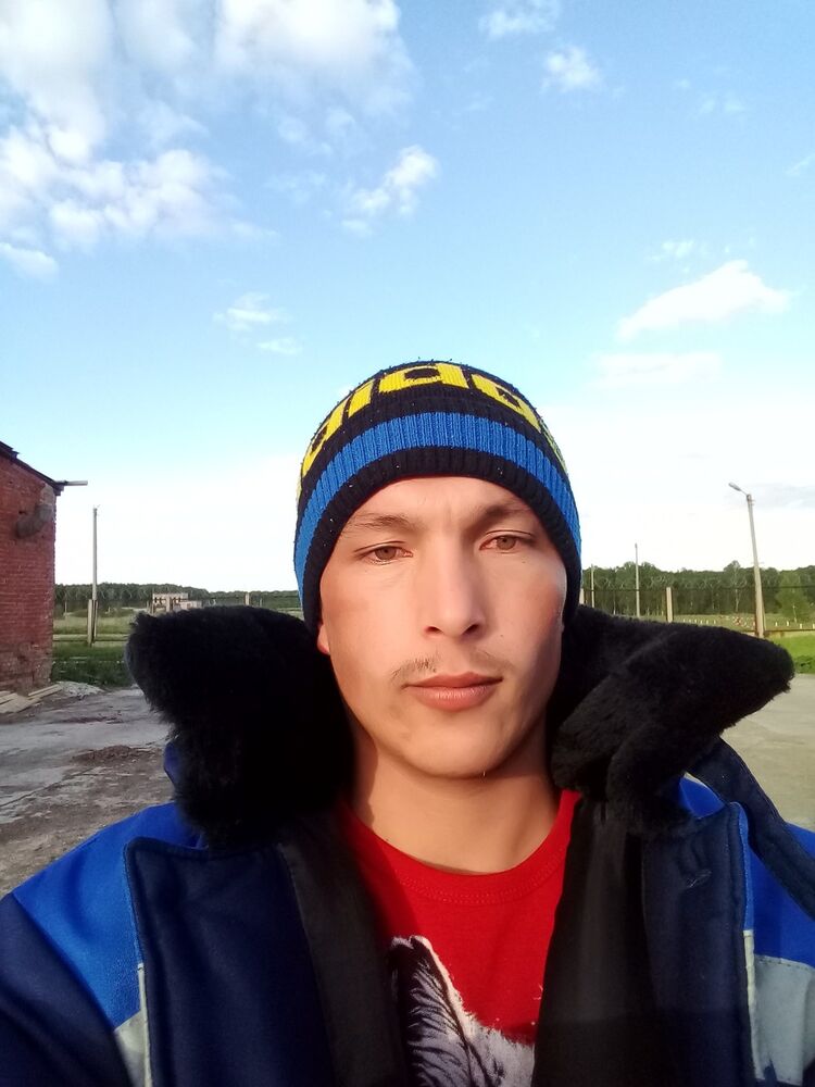  12615501  Eldor, 33 ,    