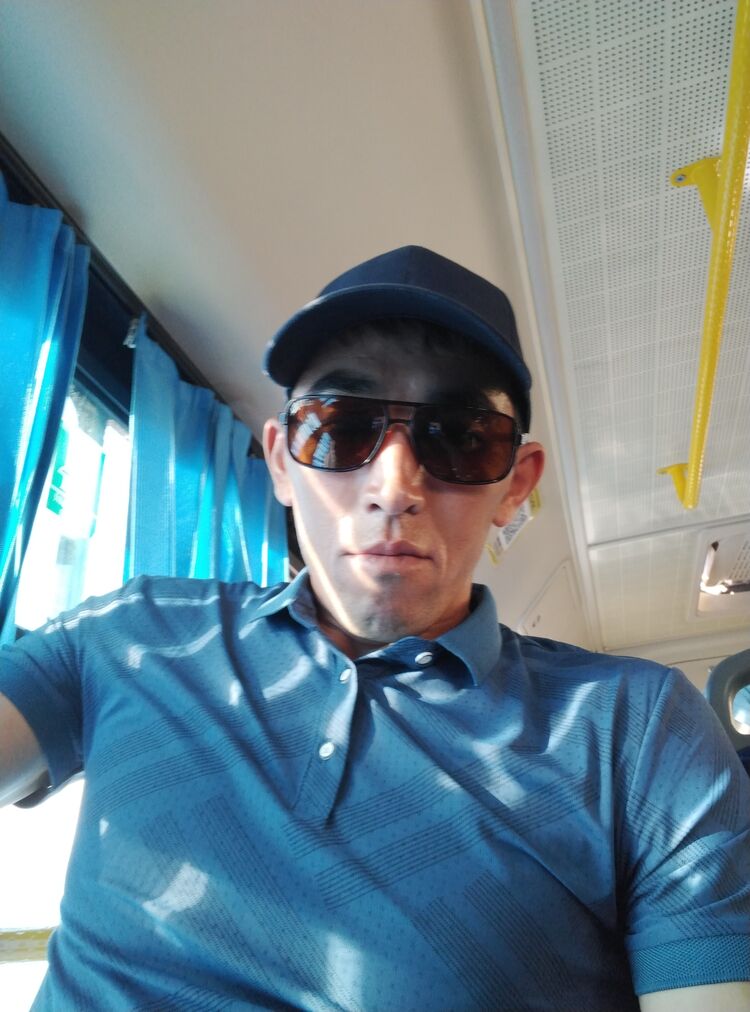  28527101  , 37 ,    