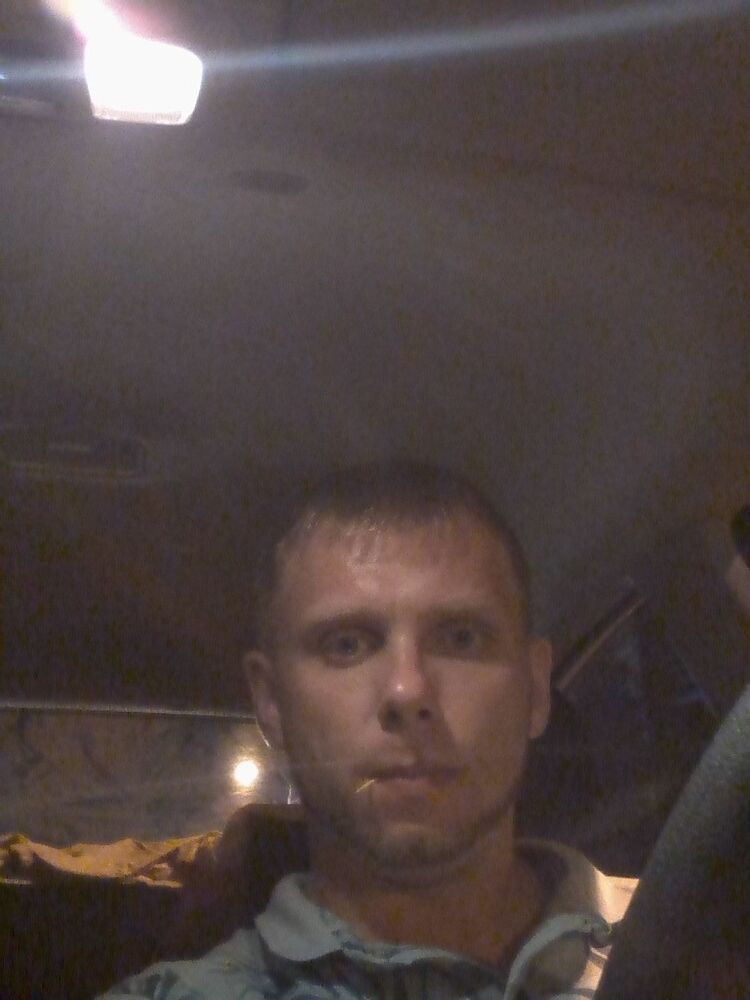  -,   Petr, 35 ,   ,   , c 