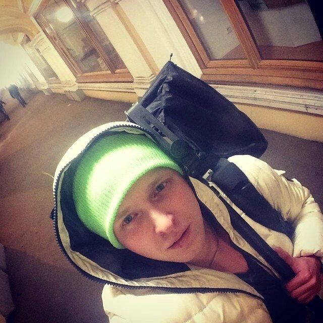  52450801  Sega, 25 ,    