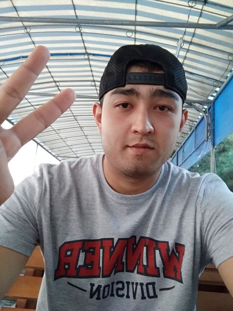  13007061  Bobur, 32 ,    
