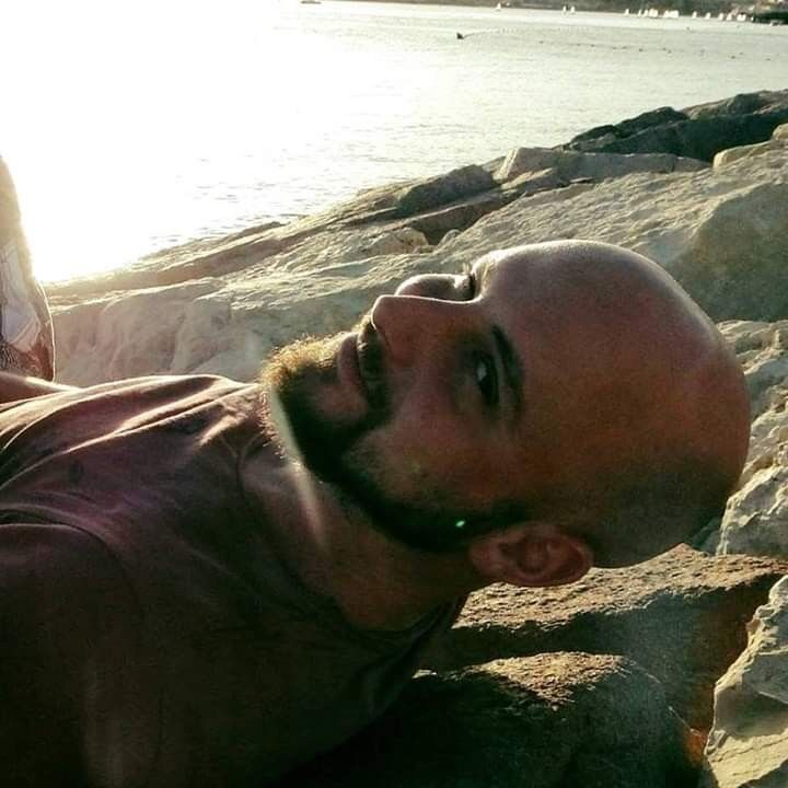  17390491  Pawel, 39 ,    