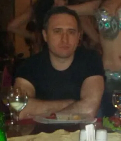  ,   Maxim, 43 ,   ,   