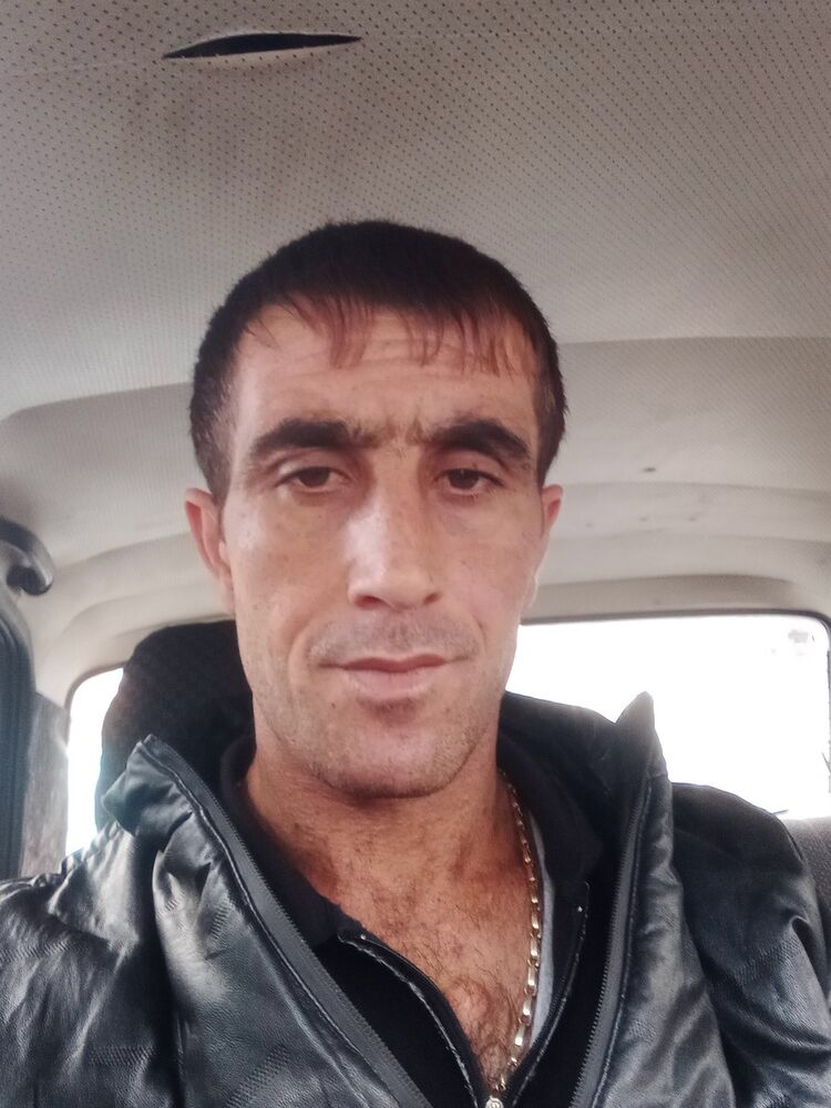  18327891  Artak, 38 ,    