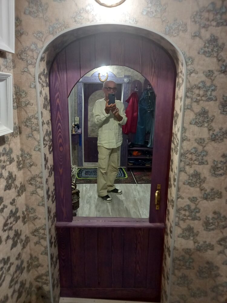  46366531  , 61 ,    